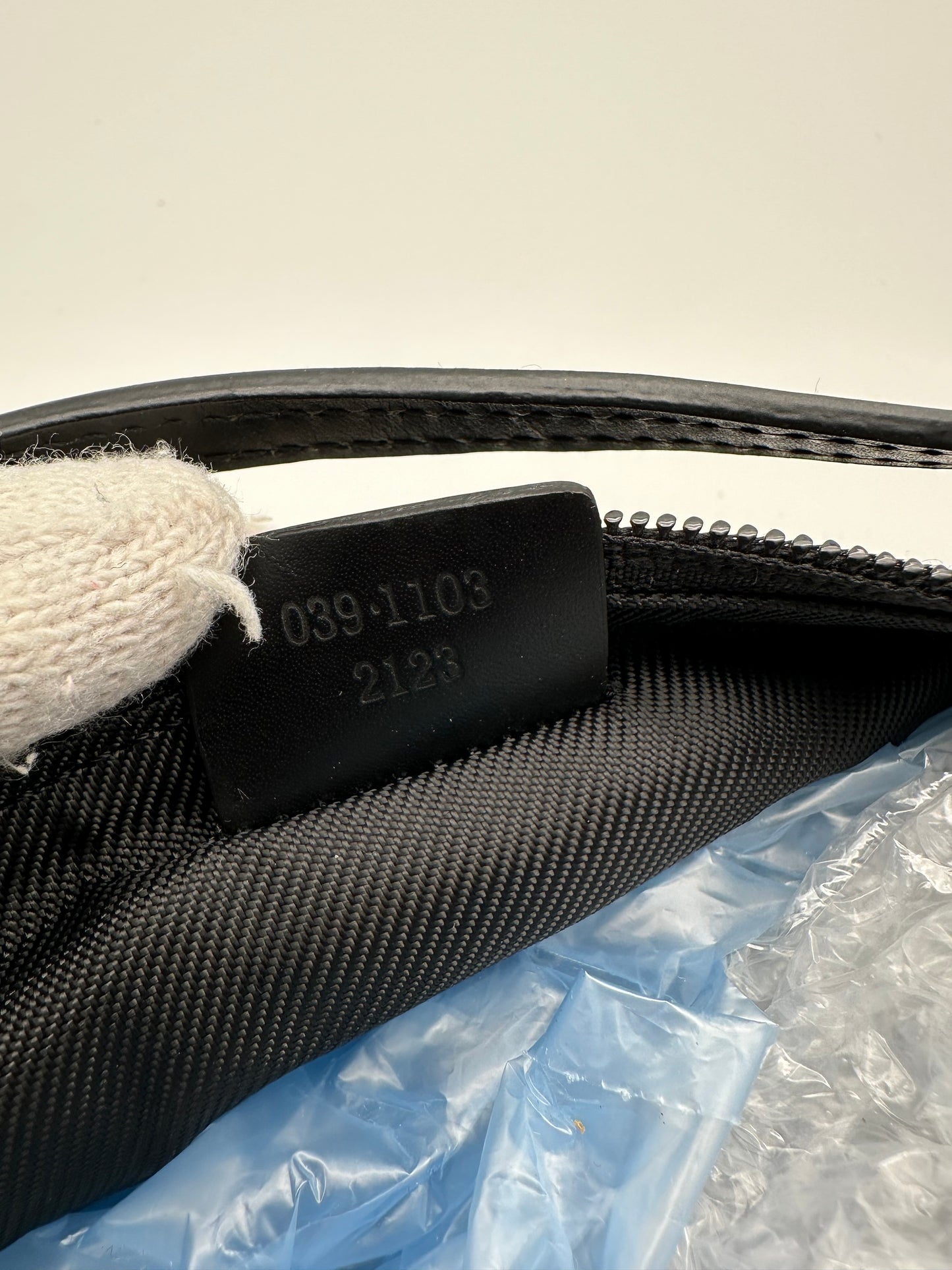 Gucci Vintage Boat Pochette Black on Black