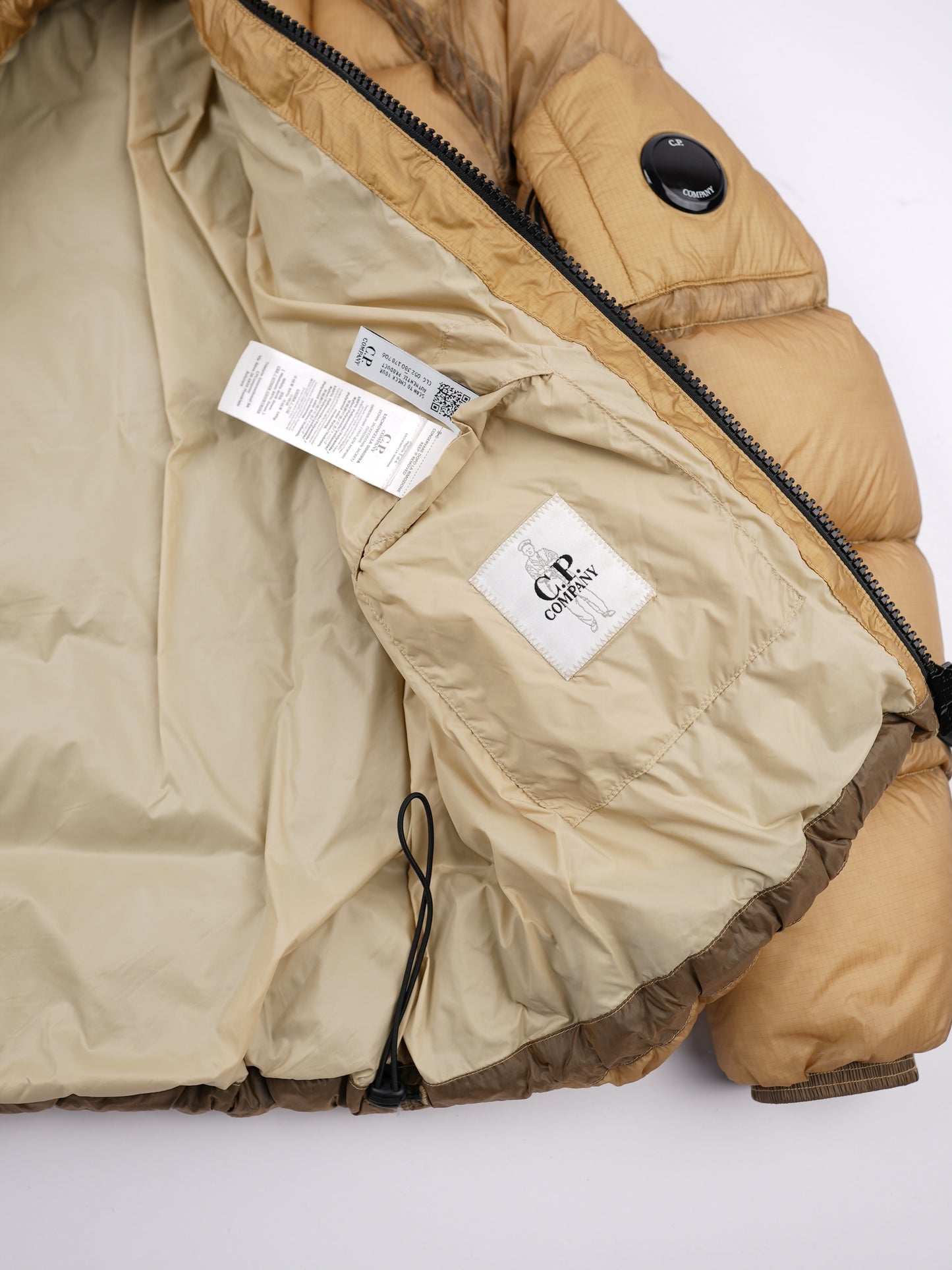 CP Company DD Shell Puffer 48
