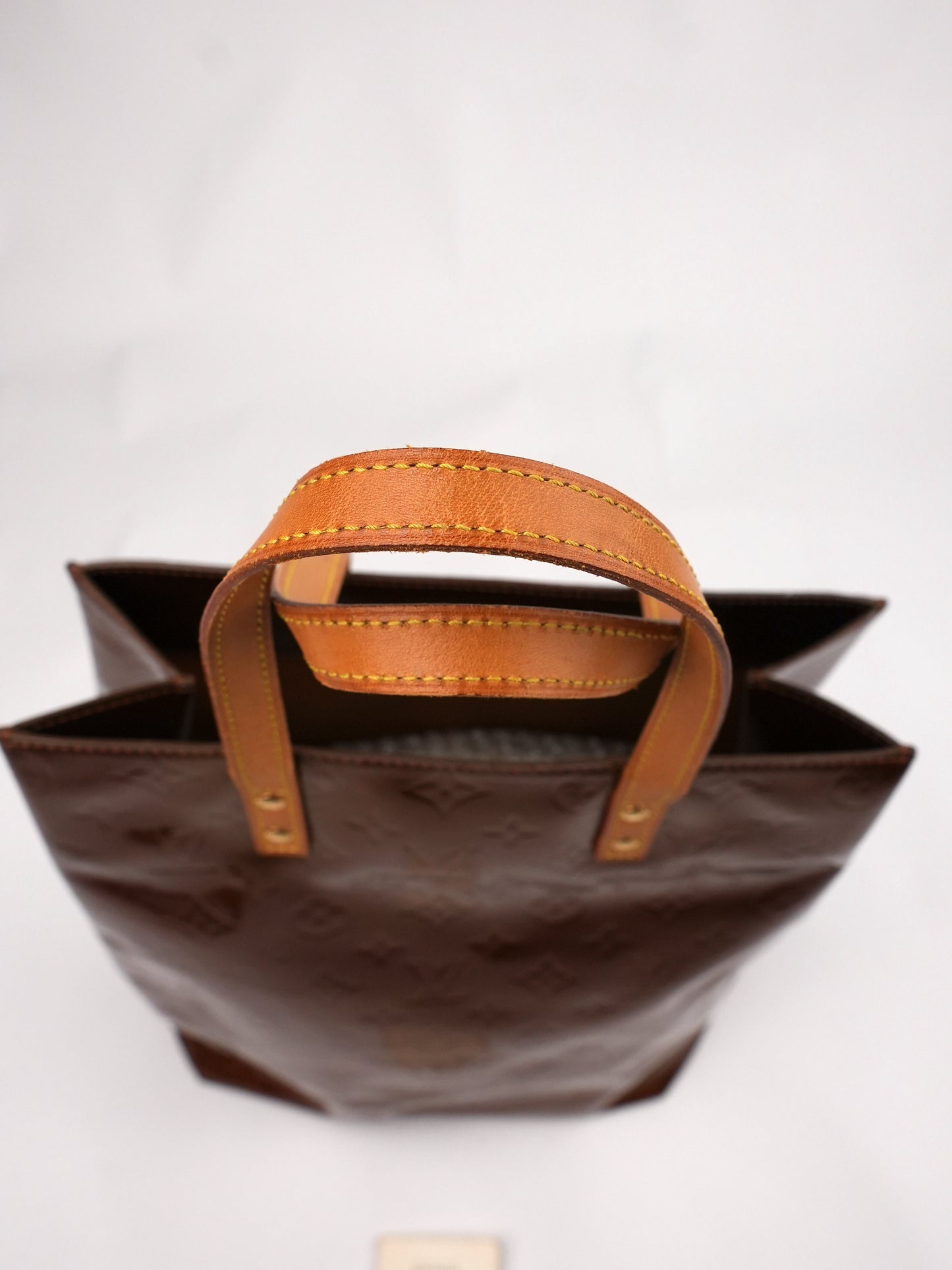 Louis Vuitton Vernis Bag