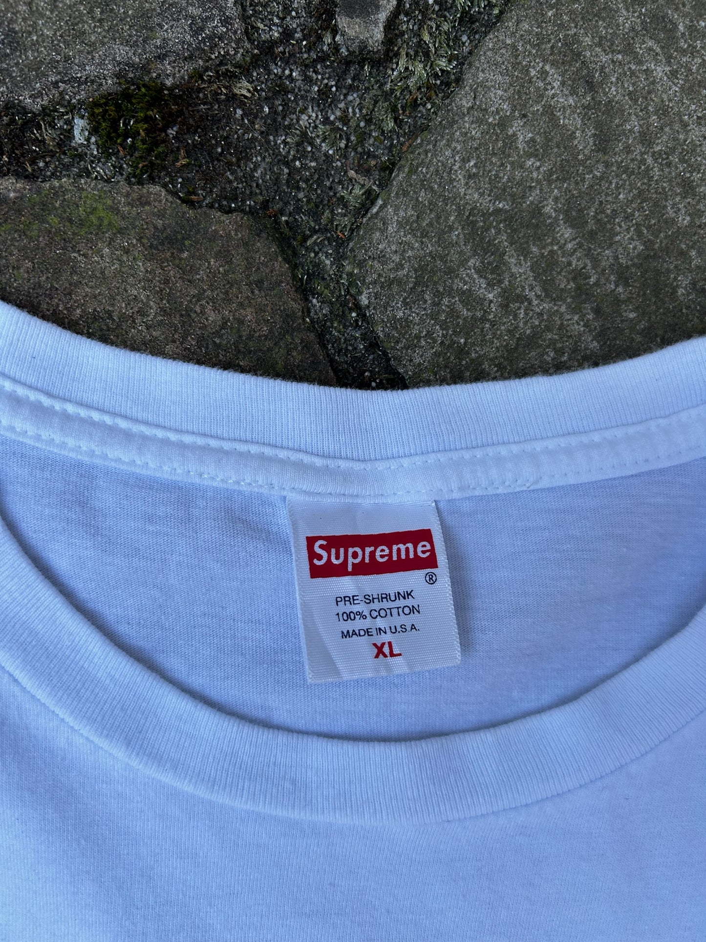 Supreme Gucci Box Logo